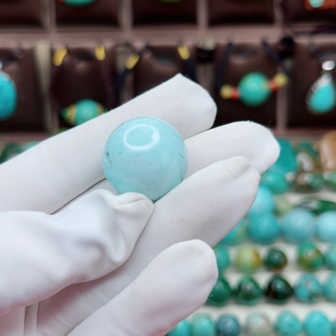 绿松石未镶嵌原矿