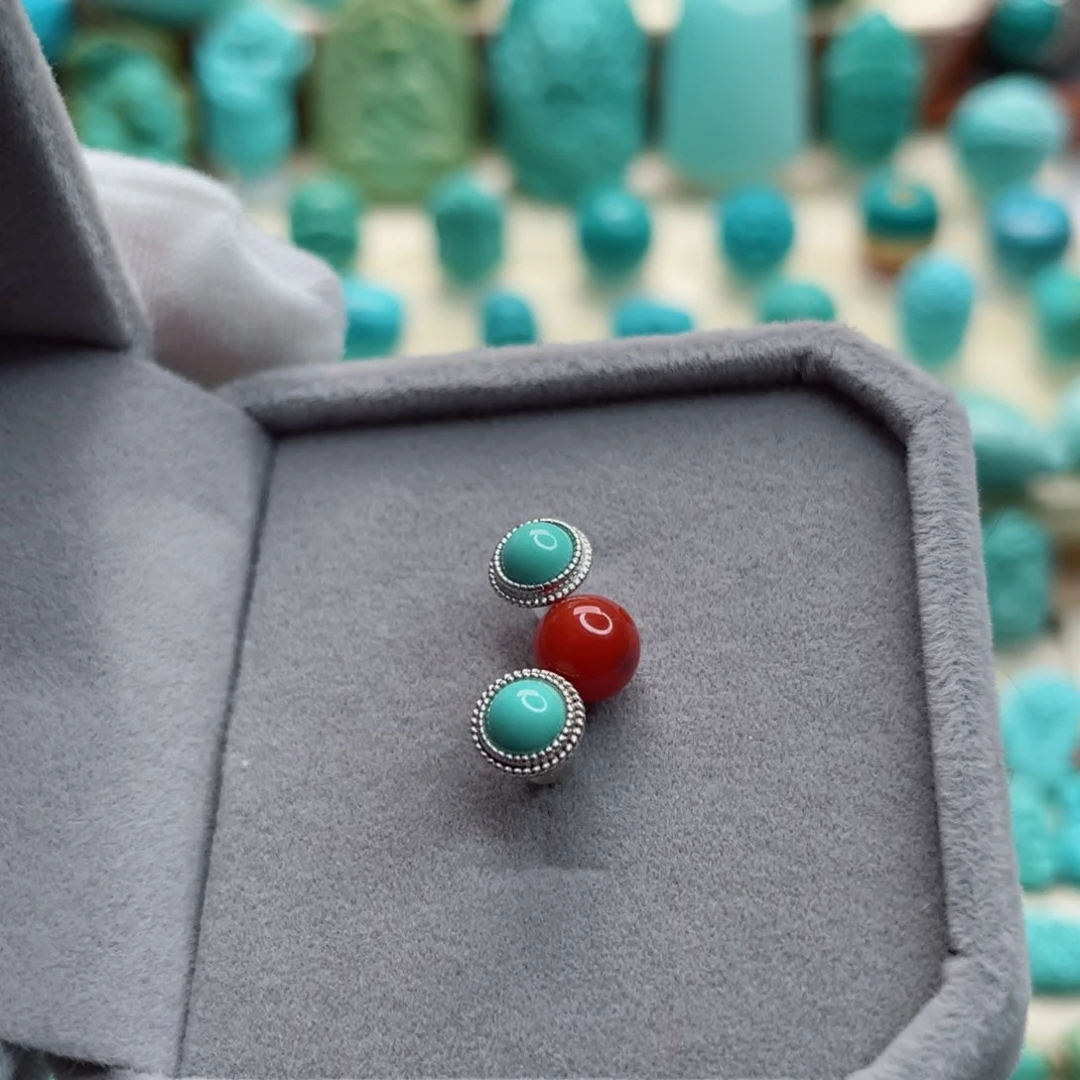 南红玛瑙未镶嵌珠宝奇石