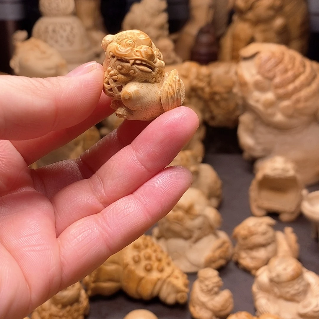 竹A*竹根雕小狮子