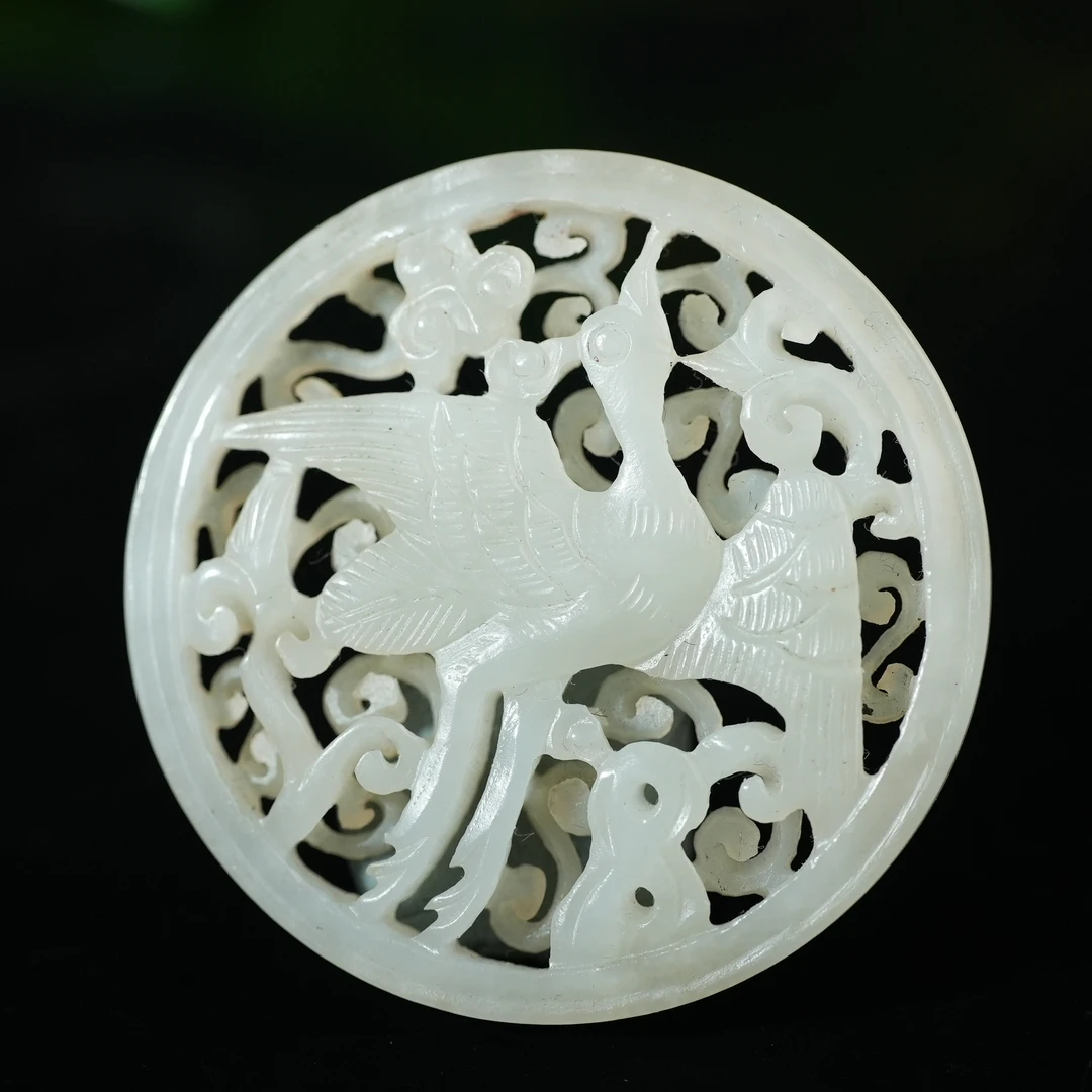 清代和田玉镂空仙鹤纹圆牌LFJ250117069
