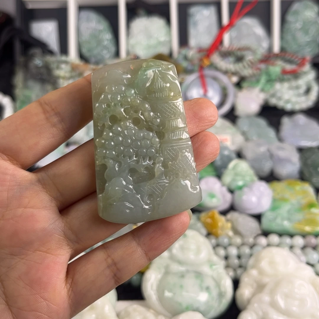 吊坠(不含链)未镶嵌翡翠