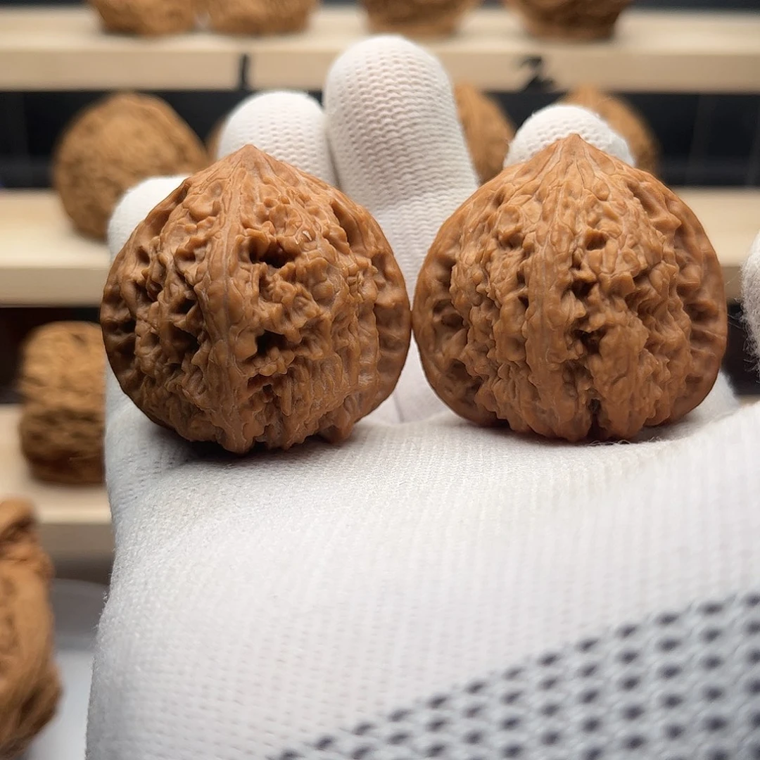 桃核吊坠暖***.40野生无名对，