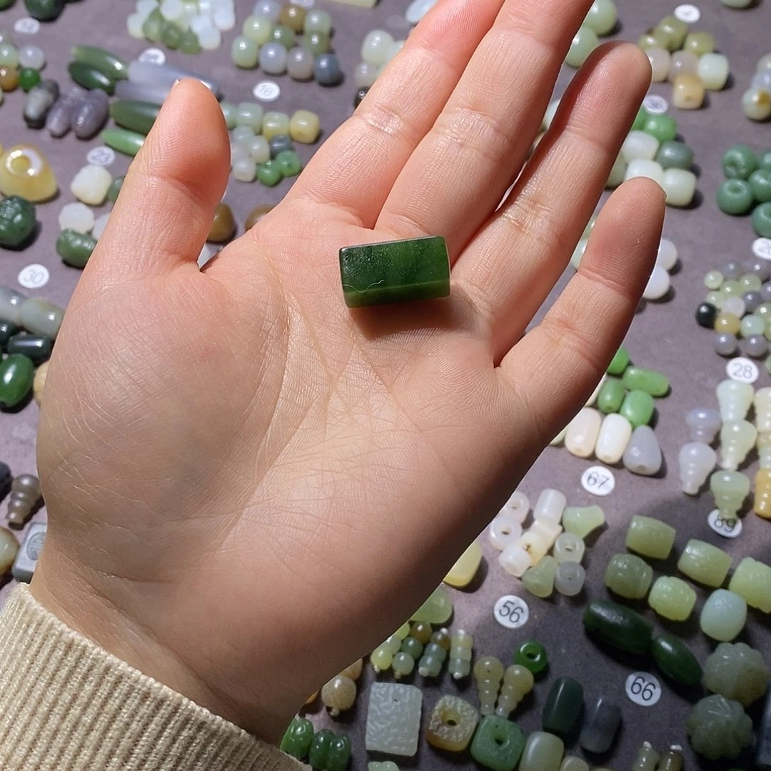 和田玉颈饰未镶嵌伯***丘