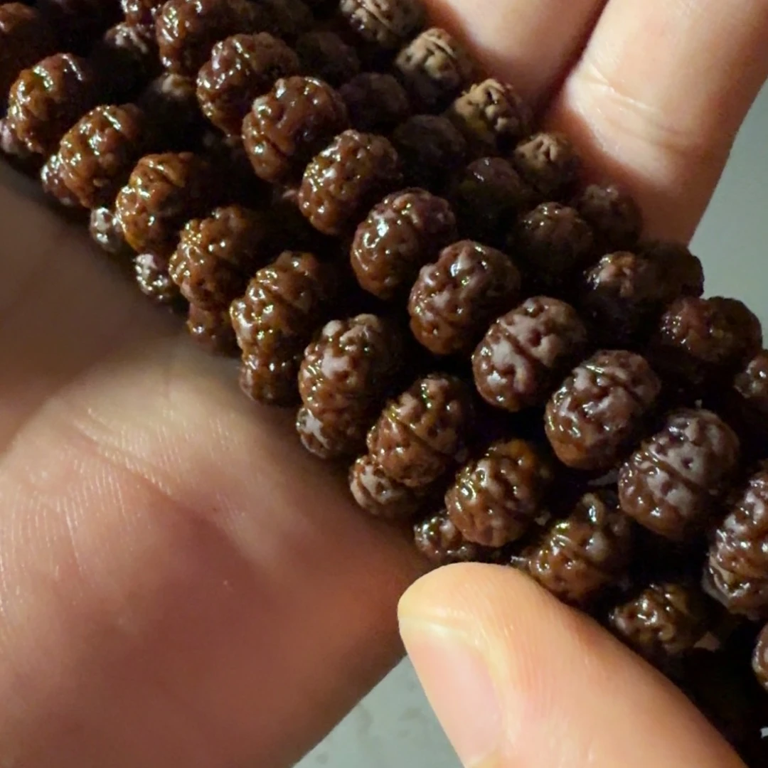 金刚菩提吊坠勿里达老树王黄匀