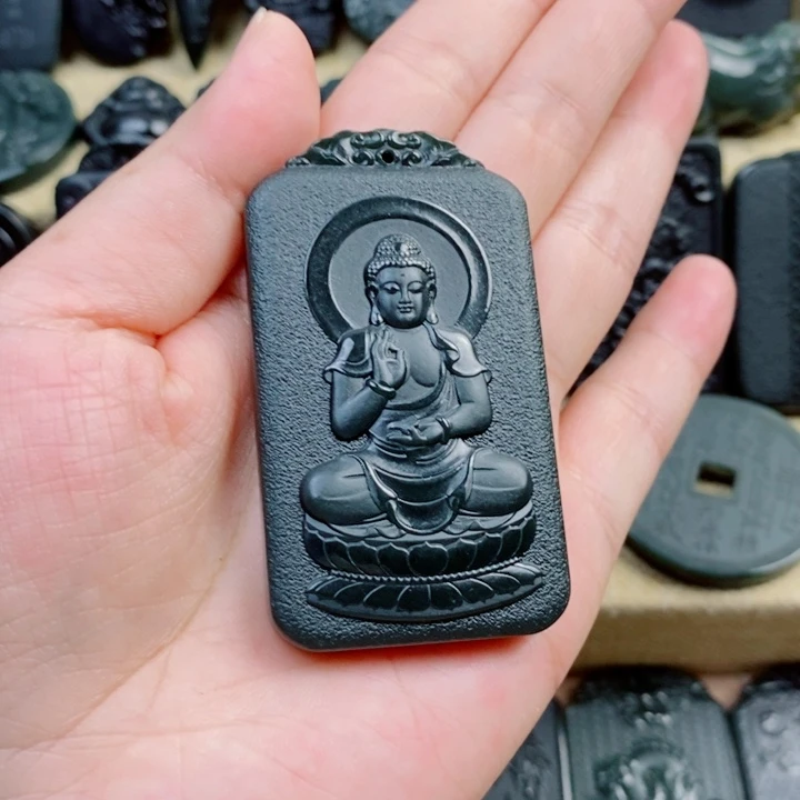 彭***福和田玉（青玉）未镶嵌颈饰双面雕刻