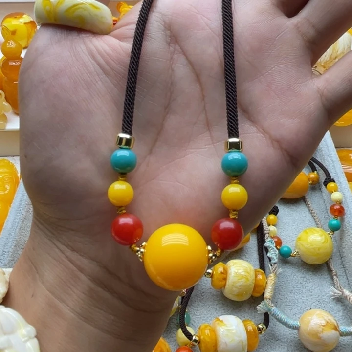 俄黄索骨精品无瑕吊坠