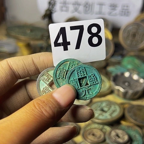 铜情***下复古文创工艺品