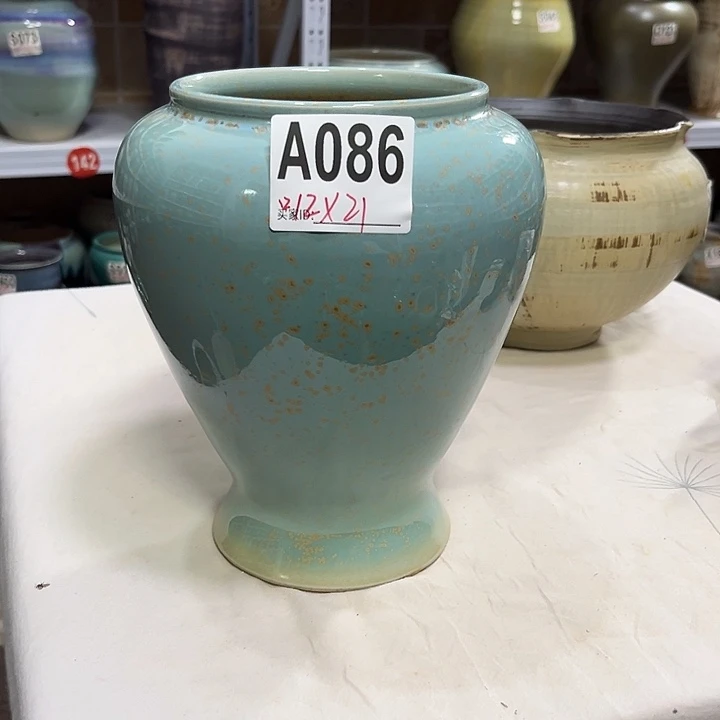 纯手工制作的有孔