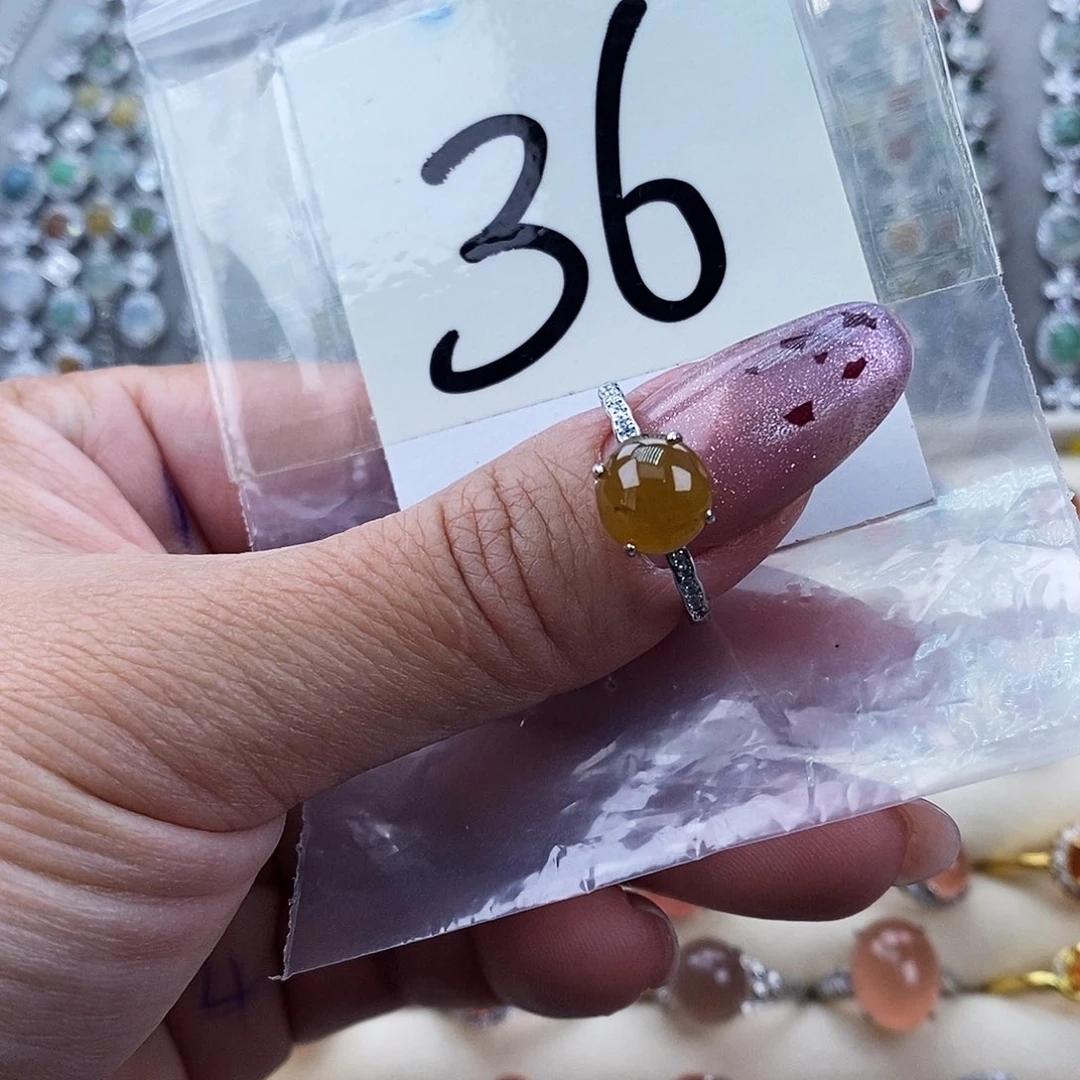 翡翠未镶嵌戒指缅甸