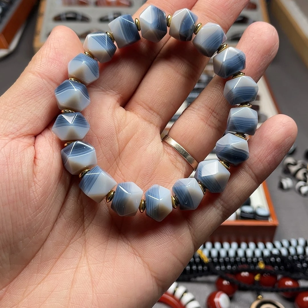 玛瑙/玉髓手串未镶嵌