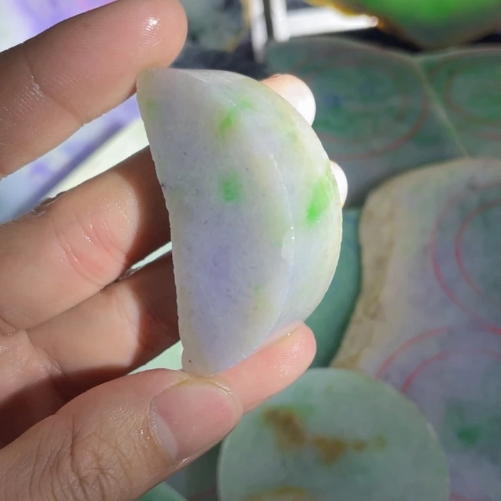 翡翠未镶嵌挂件片料