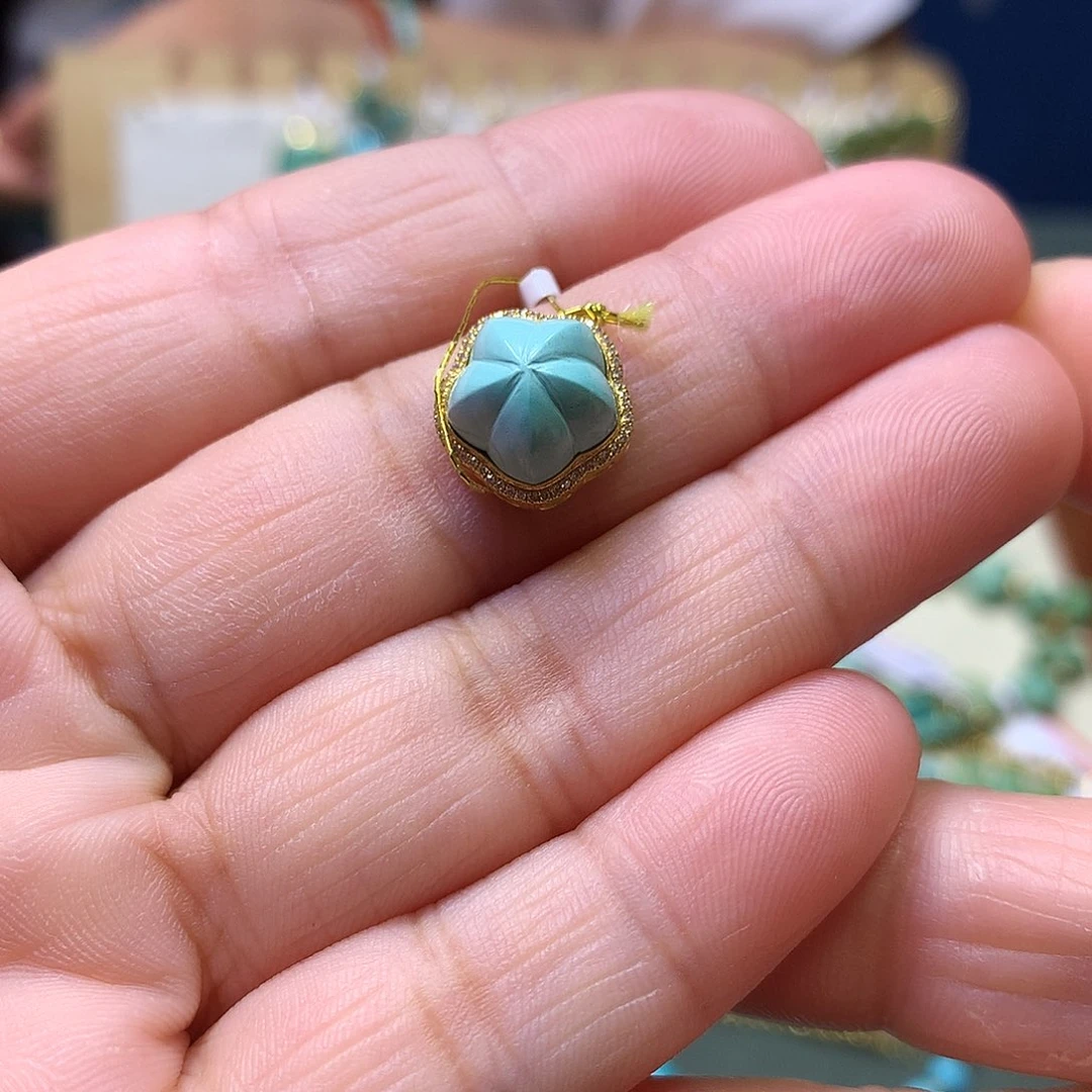 绿松石18K金镶嵌配饰