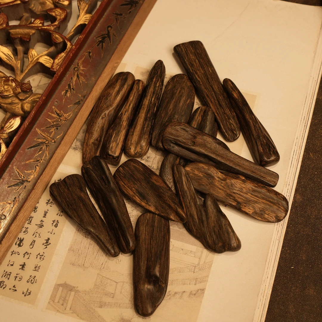【屿之亭】斯里兰卡树心油铁结沉水黑棋香薰香料形状不同介意勿拍