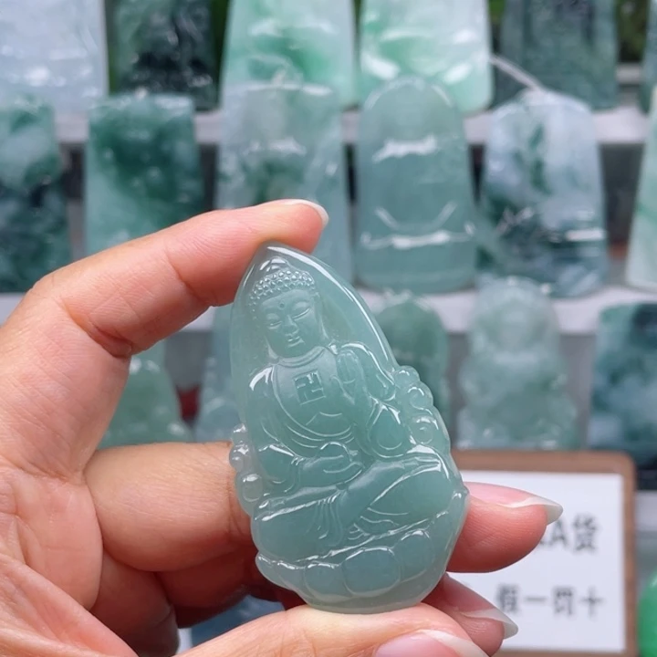 颈饰未镶嵌翡翠阿弥陀佛