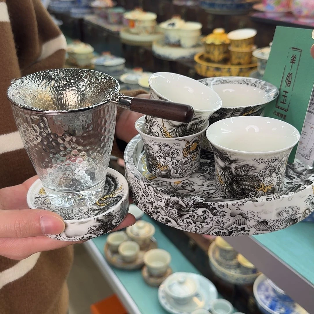 祝我们成为的更好的人