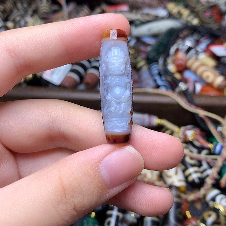 玛瑙/玉髓未镶嵌发一个