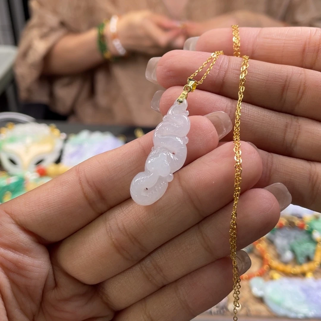 翡翠未镶嵌颈饰代编织