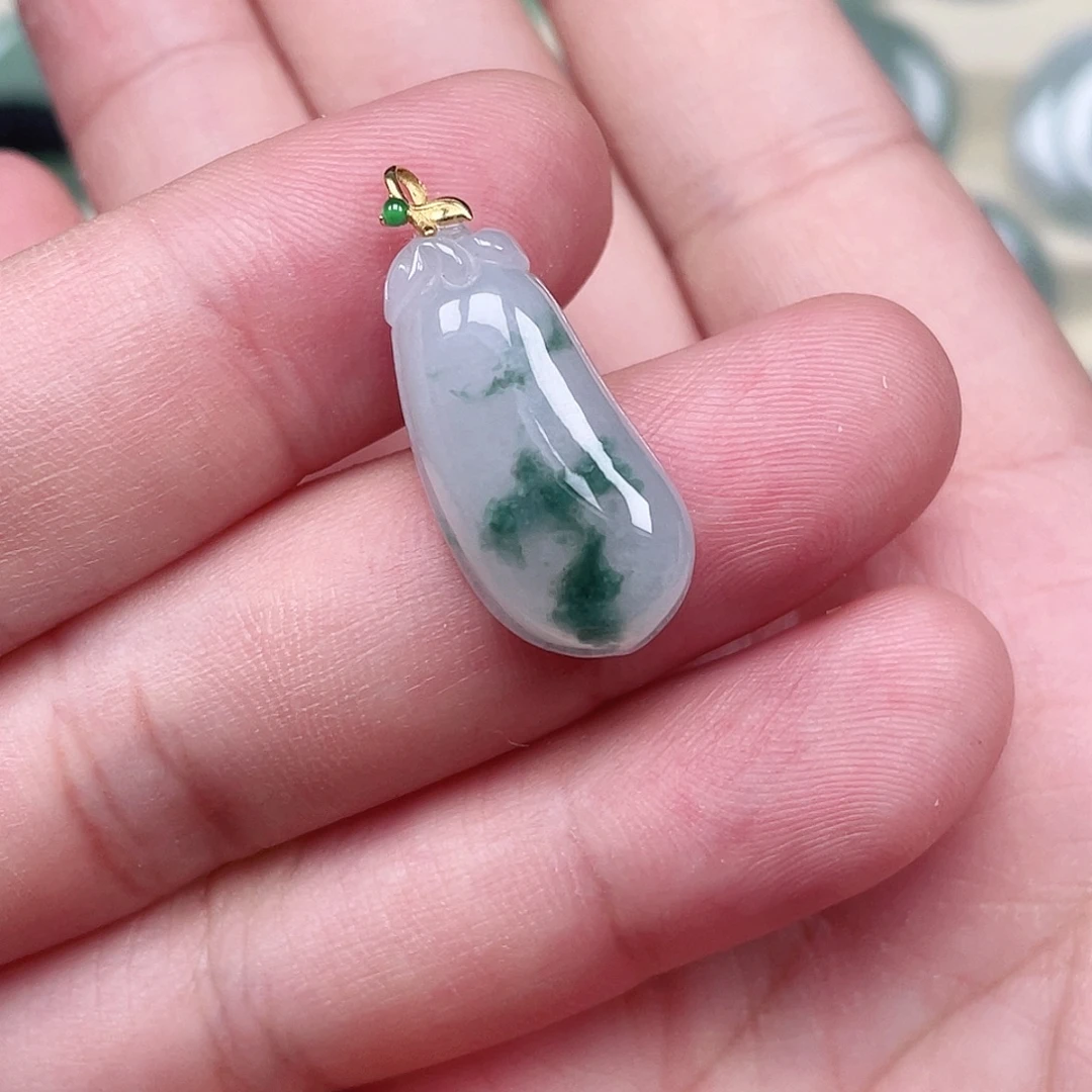 颈饰未镶嵌翡翠福瓜