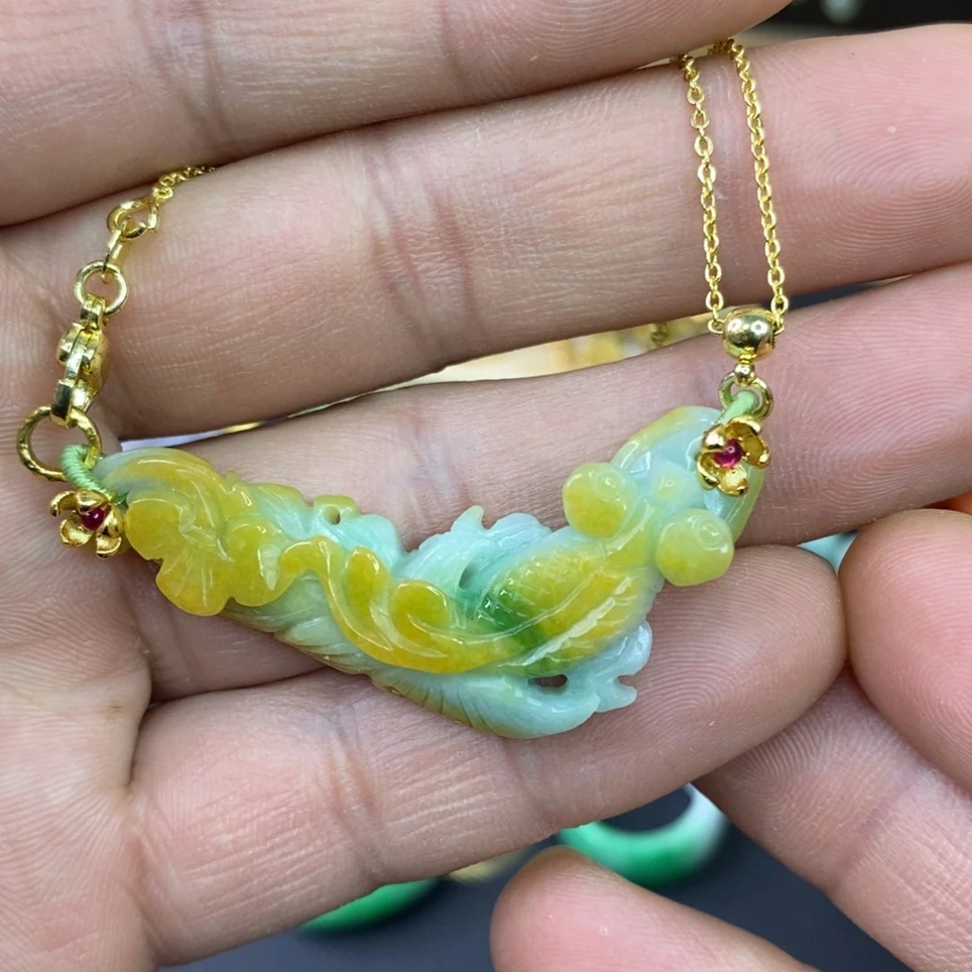 颈饰未镶嵌翡翠吊坠
