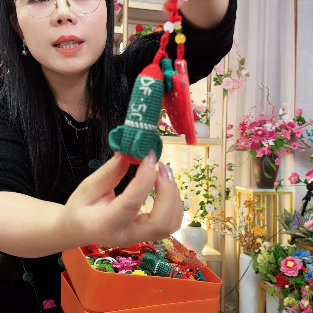 纯手工钩织手工钩织设计挂件