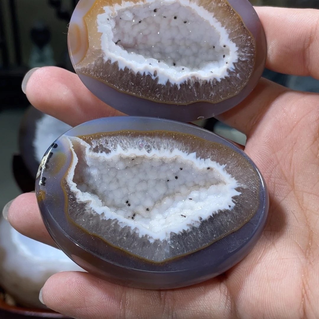 哈***校水晶大型摆件（非配饰）未镶嵌聚宝盆