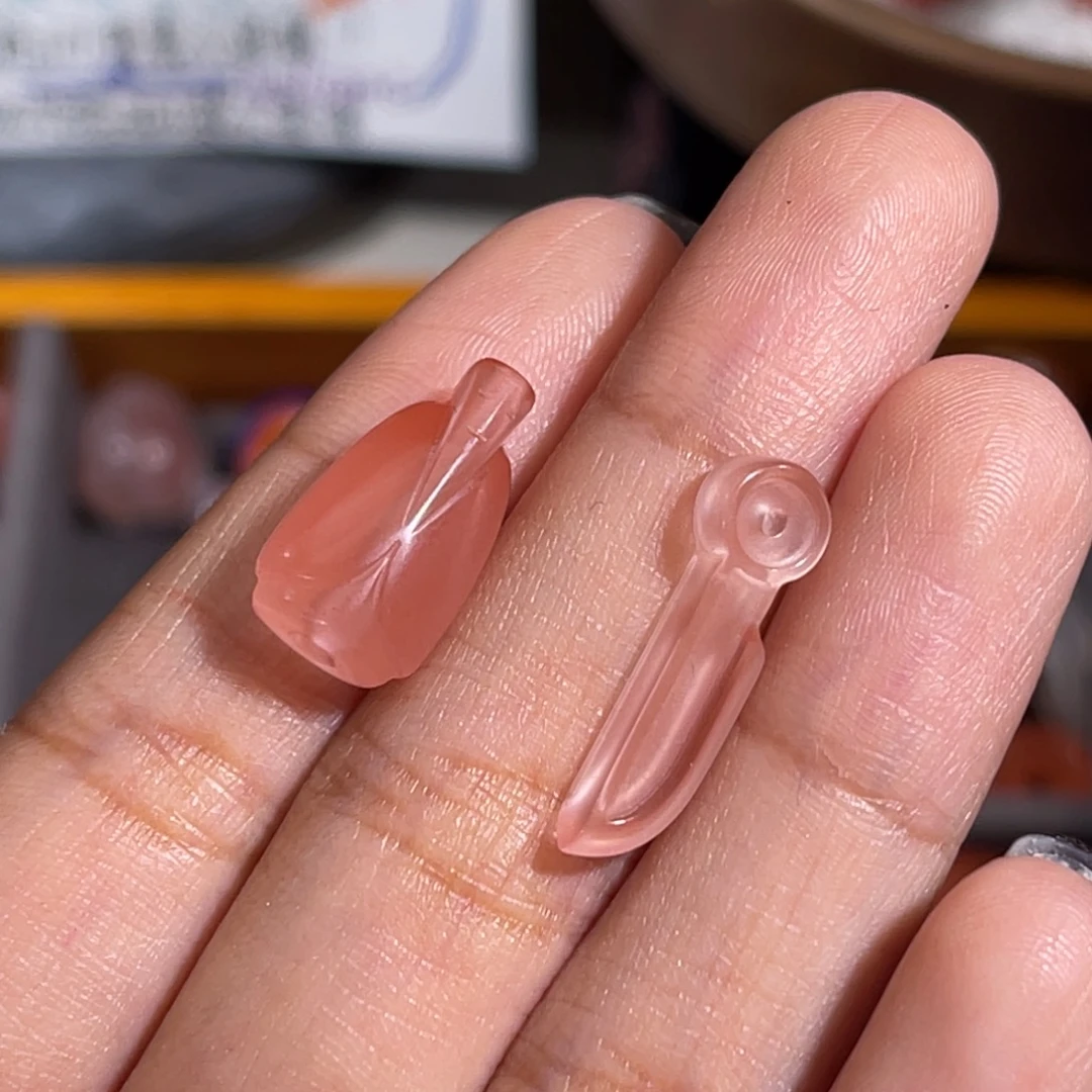 南红玛瑙未镶嵌翁仲+刀币 不换退