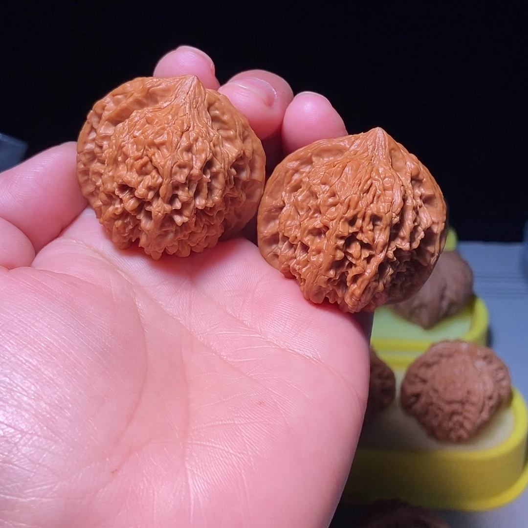 文玩核桃吊坠满天星