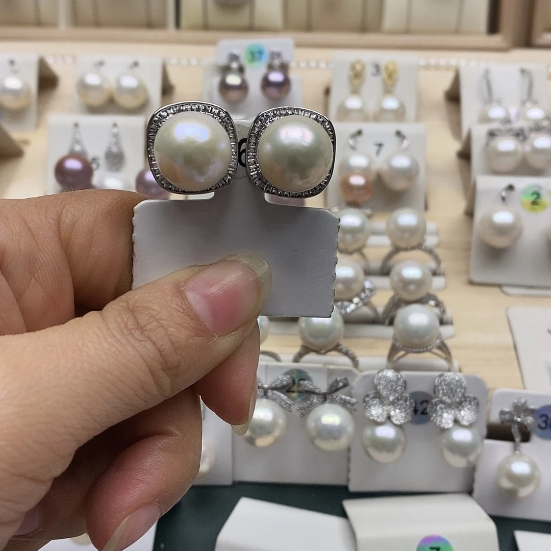 银S925镶嵌淡水珍珠颈饰