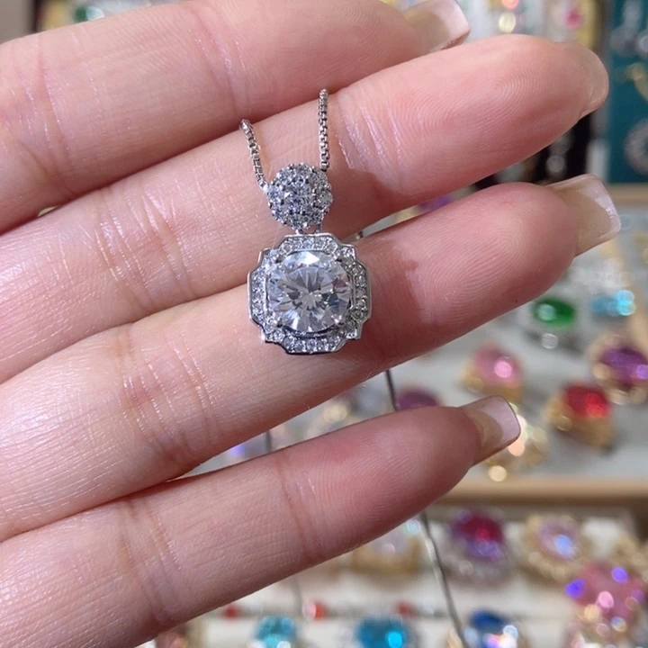 66锆石（处理）吊坠