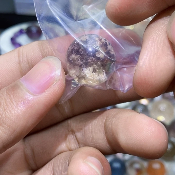 水晶颈饰未镶嵌马*龙水晶