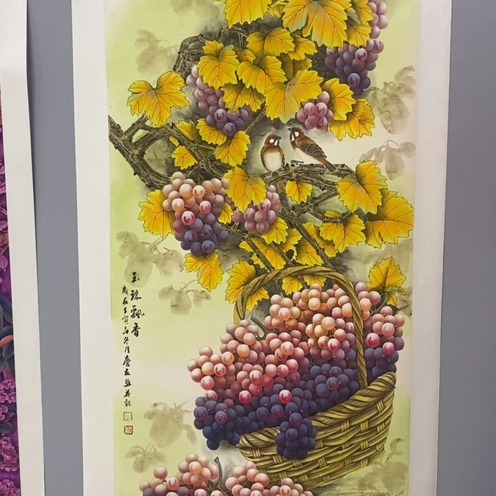 手绘作品等多种形式进行