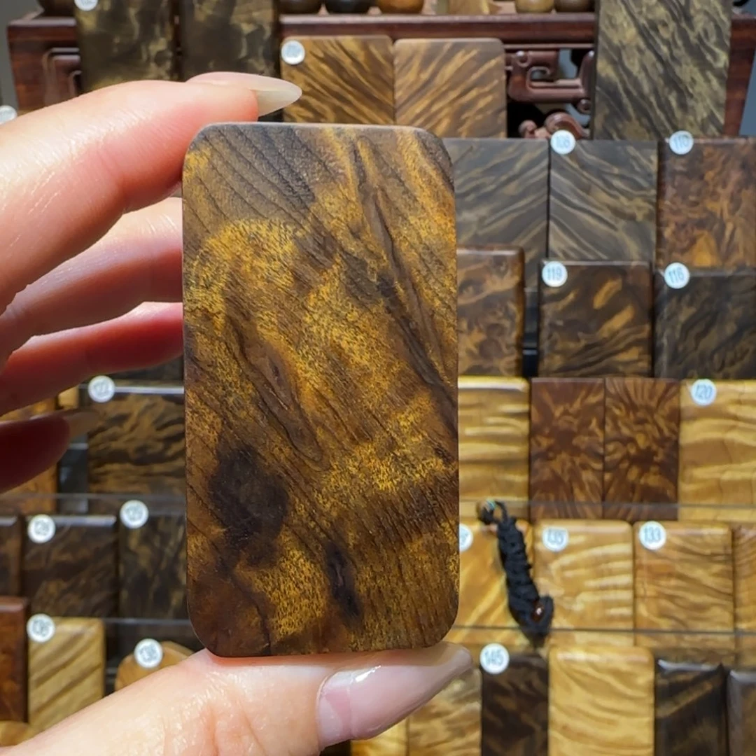 楠木（金丝楠）把件金丝楠木小叶桢楠