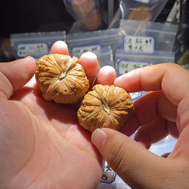 北***信文玩核桃吊坠全品南瓜