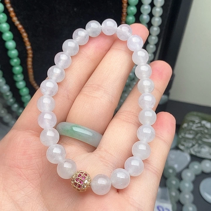 定制翡翠未镶嵌情**钟卡8.3