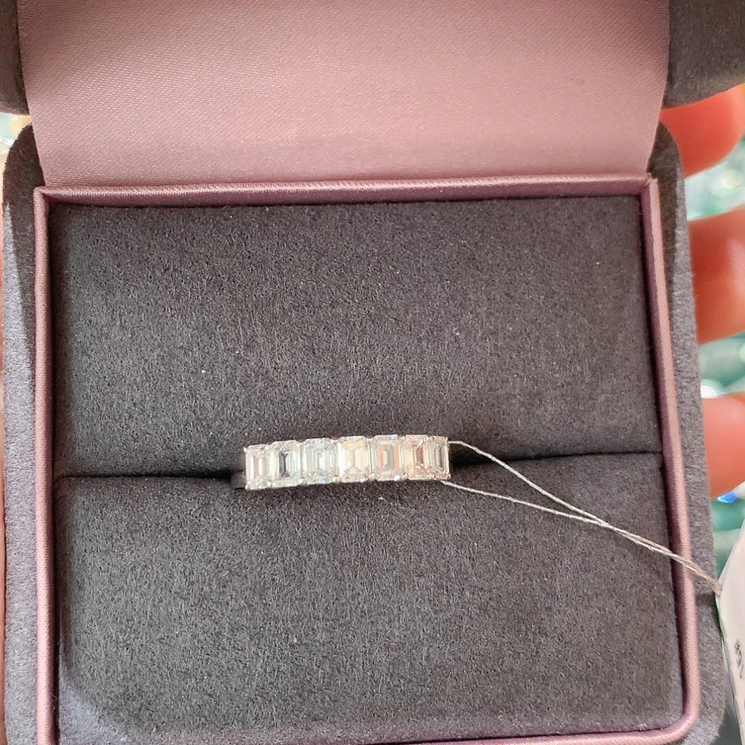 实验室培育钻石18K金镶嵌17圈