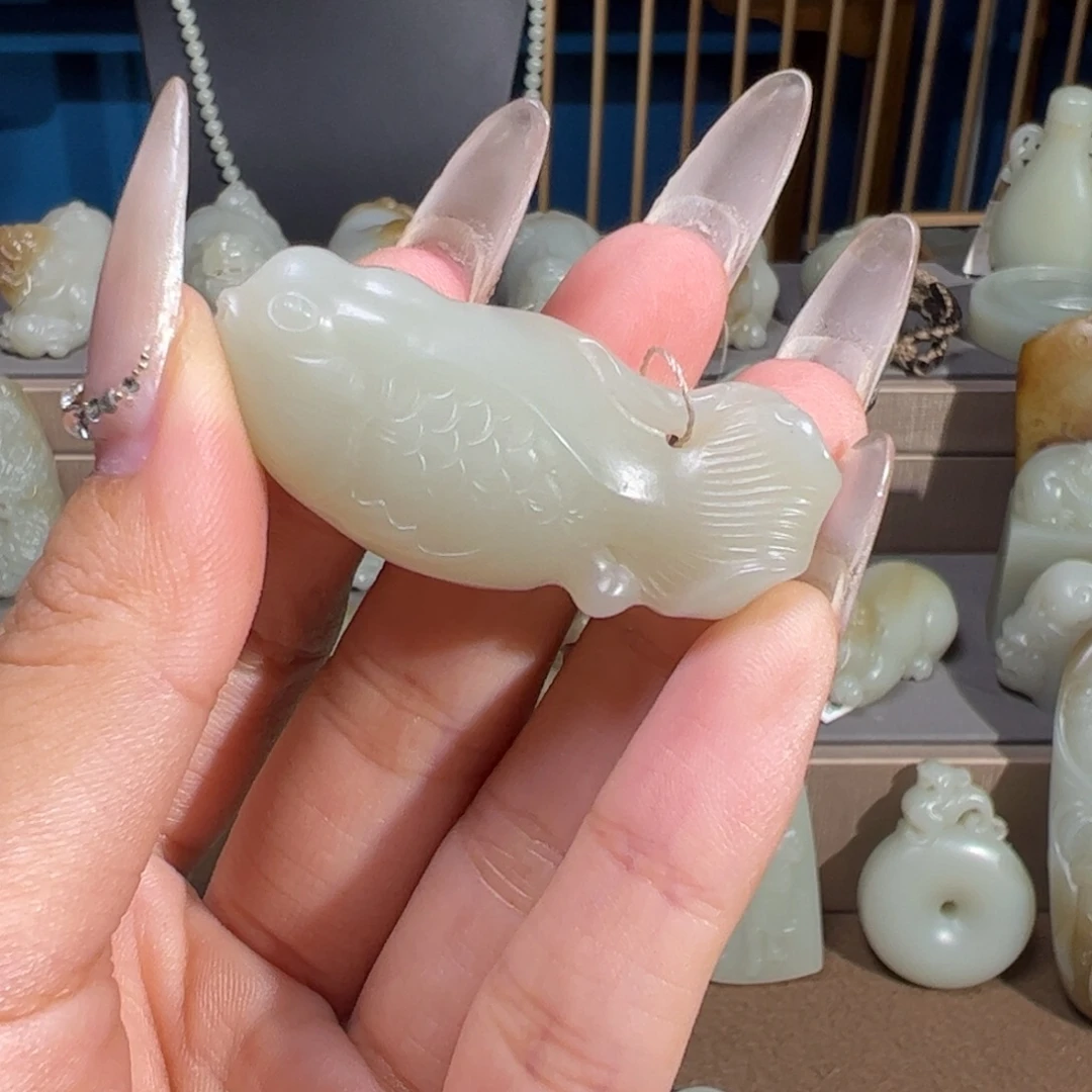 感***恩和田玉（糖玉）未镶嵌颈饰