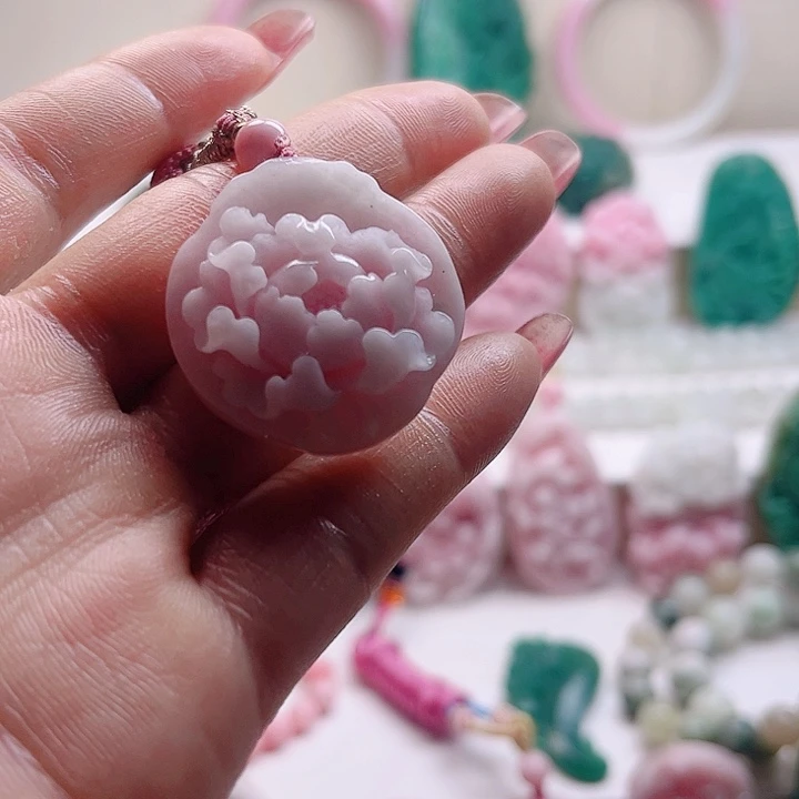 未镶嵌独山玉手链