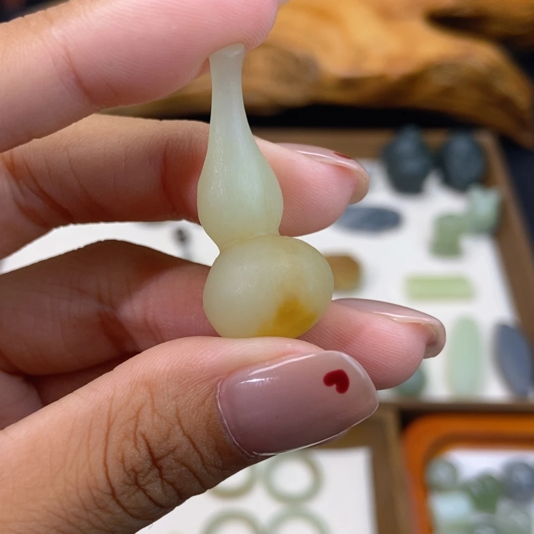 野****和田玉未镶嵌吊坠(不含链)