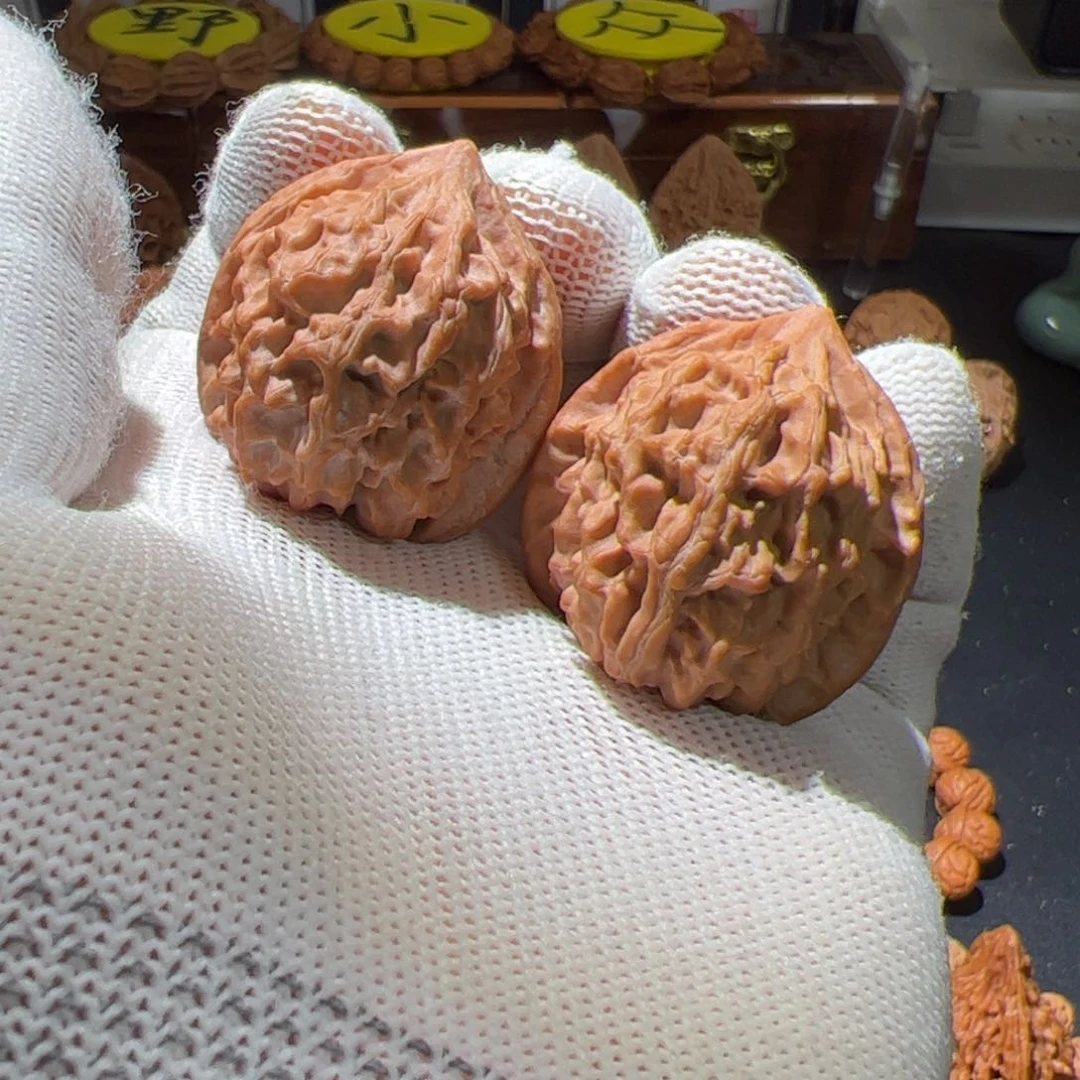 文玩核桃把件名***要金毛