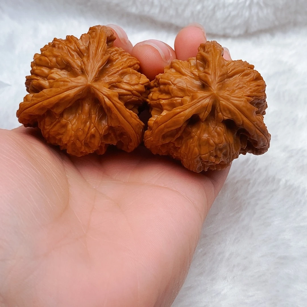 用***5吊坠文玩核桃三棱