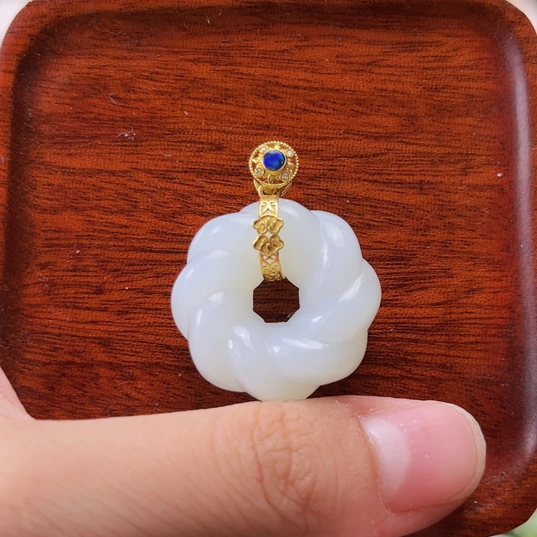 和田玉18K金镶嵌吊坠(不含链)