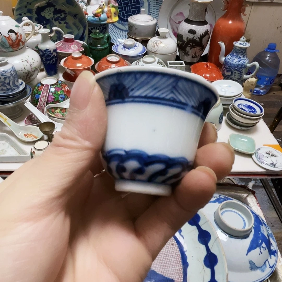 j***）陶瓷制品及陶瓷产品