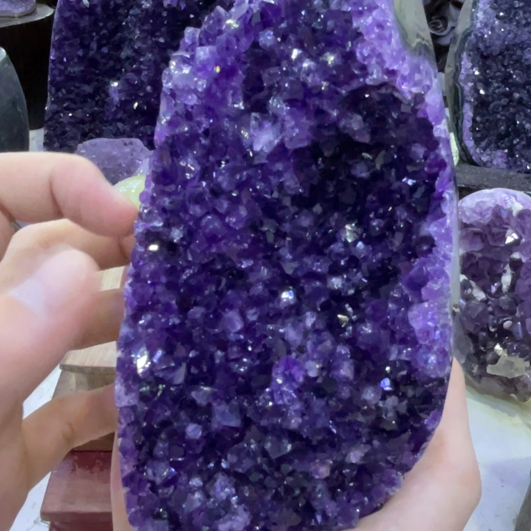 未镶嵌珠宝半成品水晶