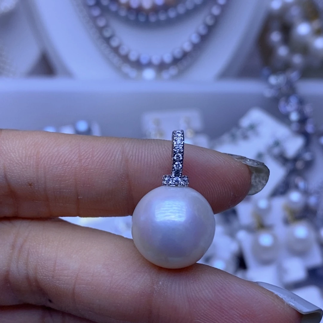 淡水珍珠吊坠未镶嵌