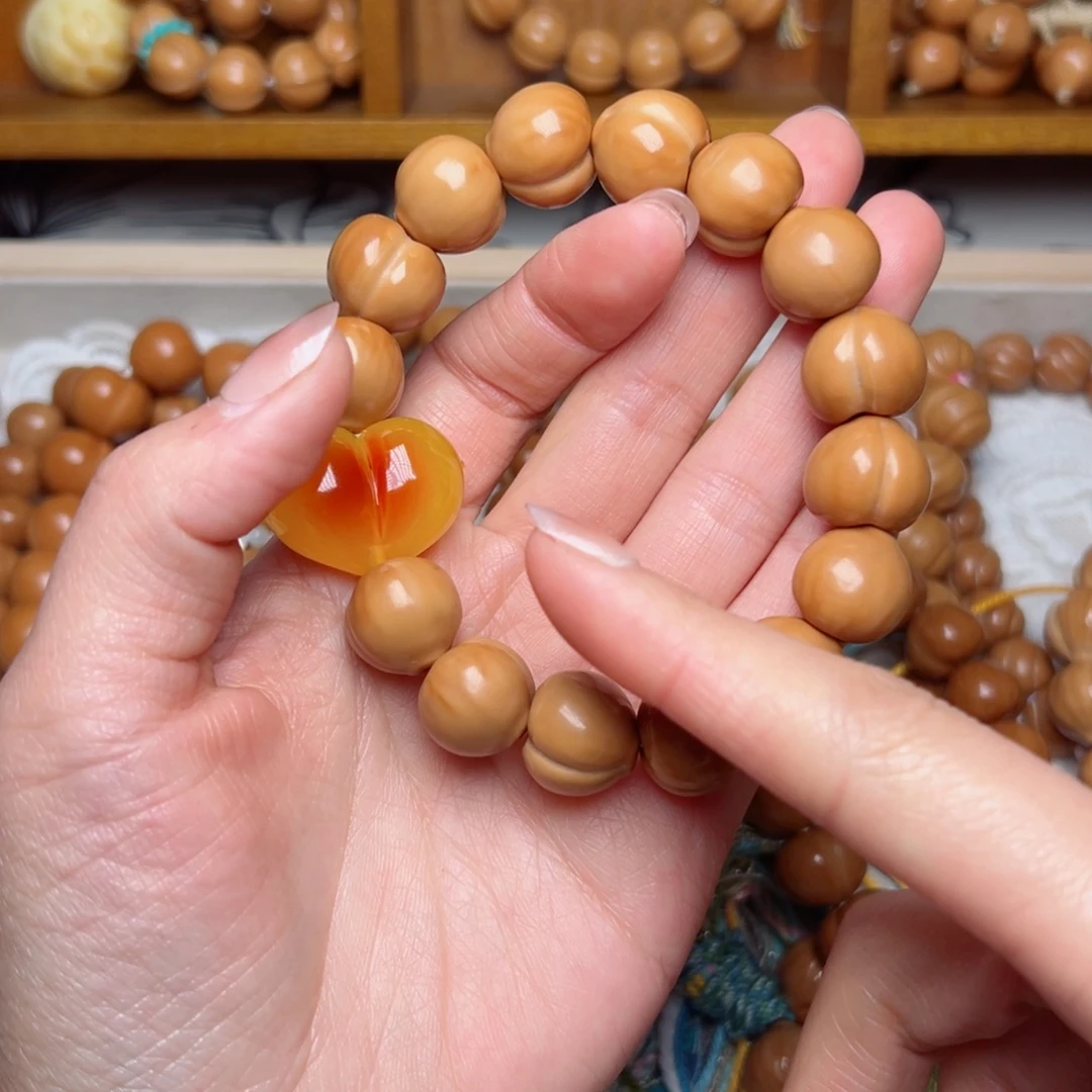 猴头核桃手串屁桃