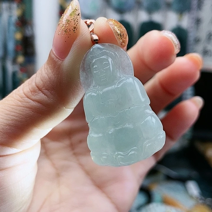 颈饰足铂镶嵌翡翠翡翠