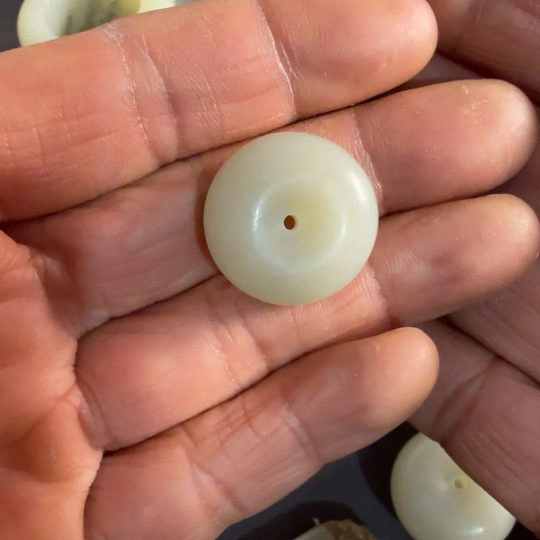 和田玉颈饰未镶嵌圣*