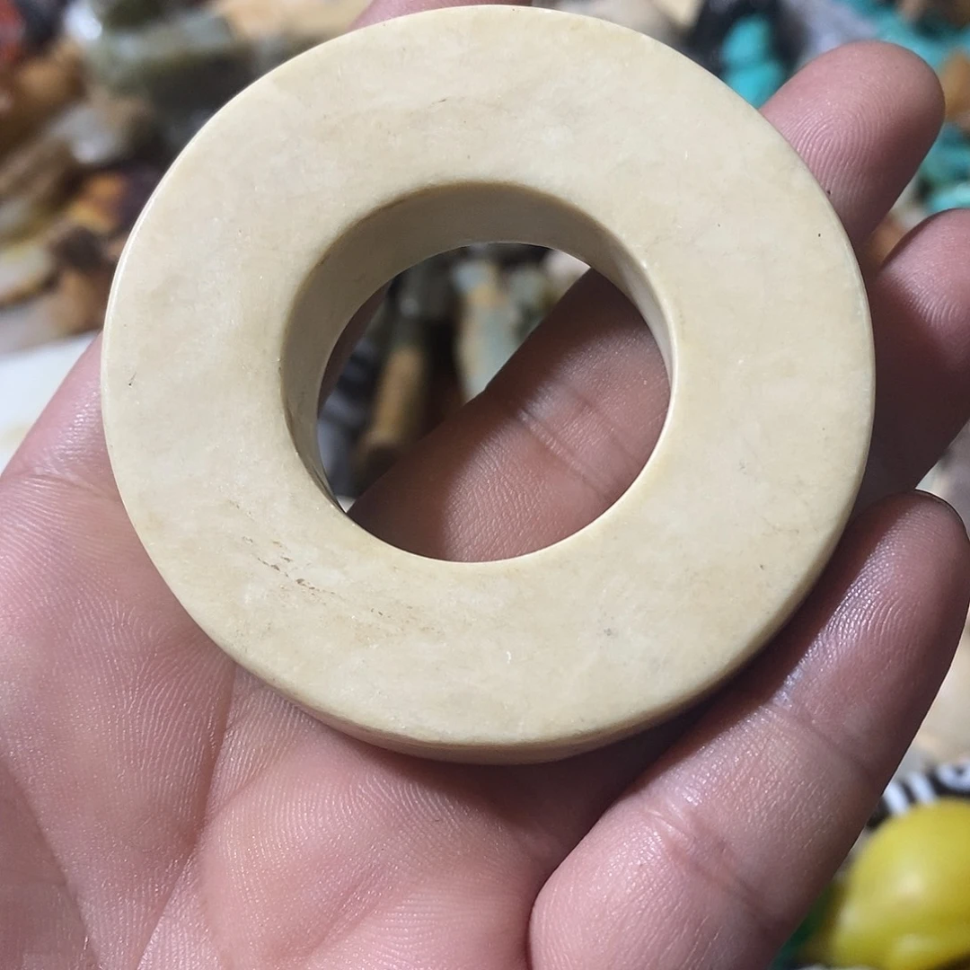 和田玉（糖玉）未镶嵌挂件