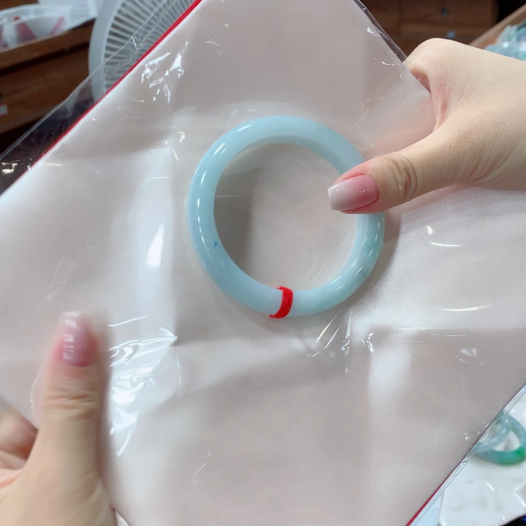 翡翠手镯未镶嵌买断