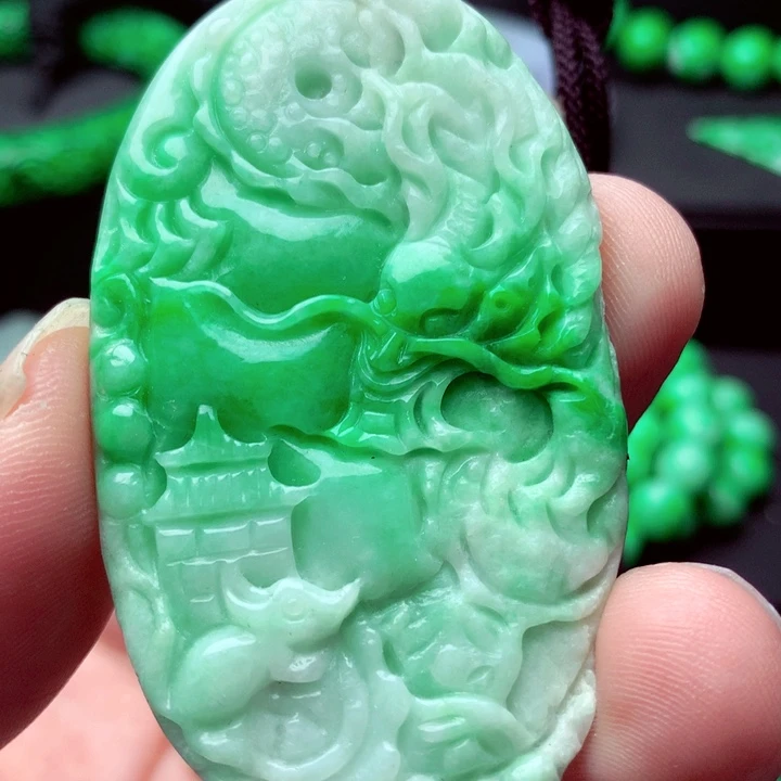 翡翠未镶嵌吊坠(不含链)